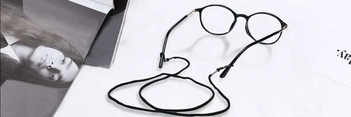 Acessórios: Estojo Oval para Óculos