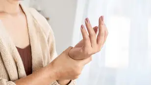 A artrite reumatóide pode afetar os olhos e a sua saúde visual? A artrite reumatóide pode afetar os olhos e a sua saúde visual?